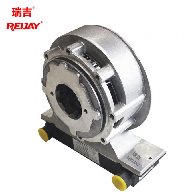 Gearbox Hydraulic Pump Bellhousing High Strength 26 Bar With Cooler